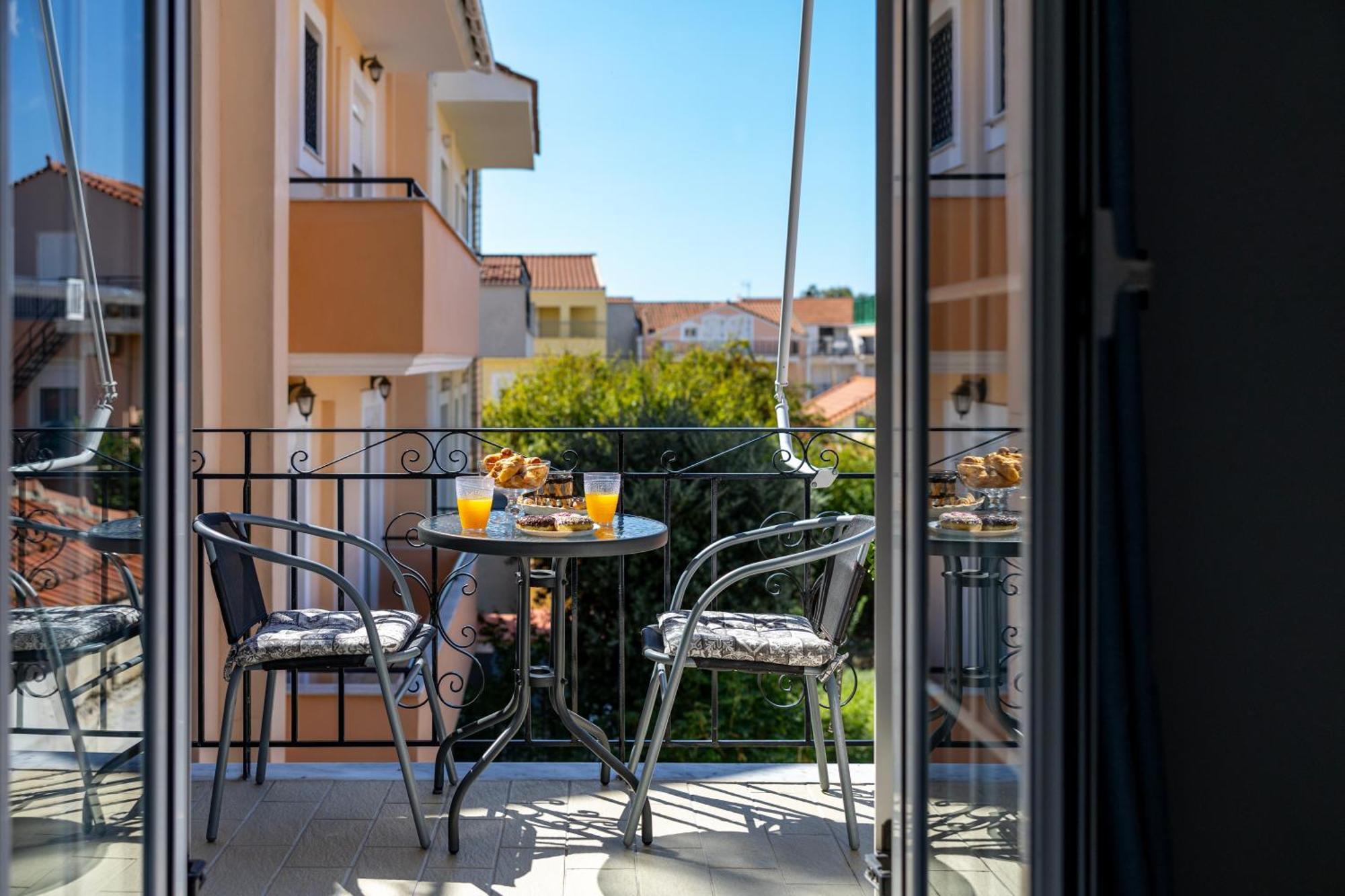 Gosia Apartment Gym Included Lixouri Exterior foto